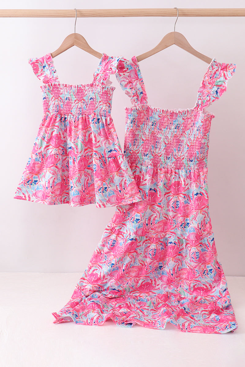 Vestido escalonado rosa floral fruncido con volantes para mamá e hija