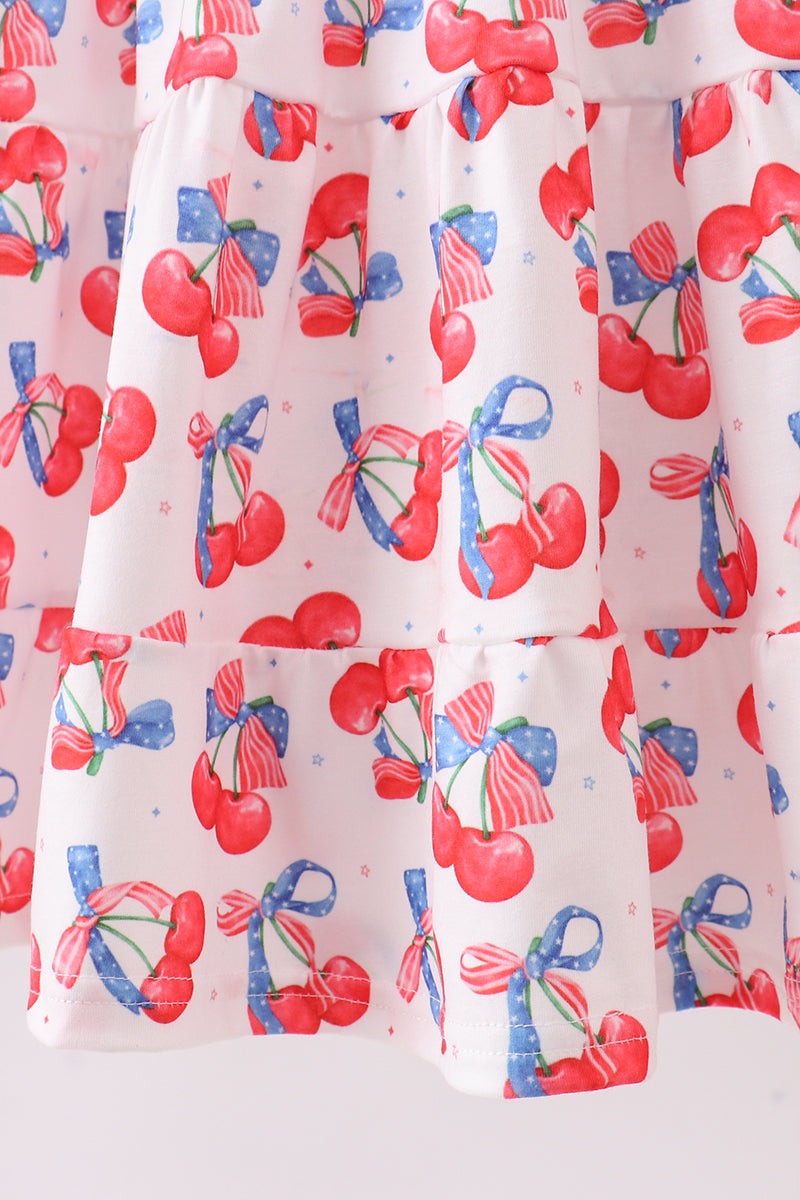 Vestido fruncido de cerezas azules de varias capas para mamá e hija