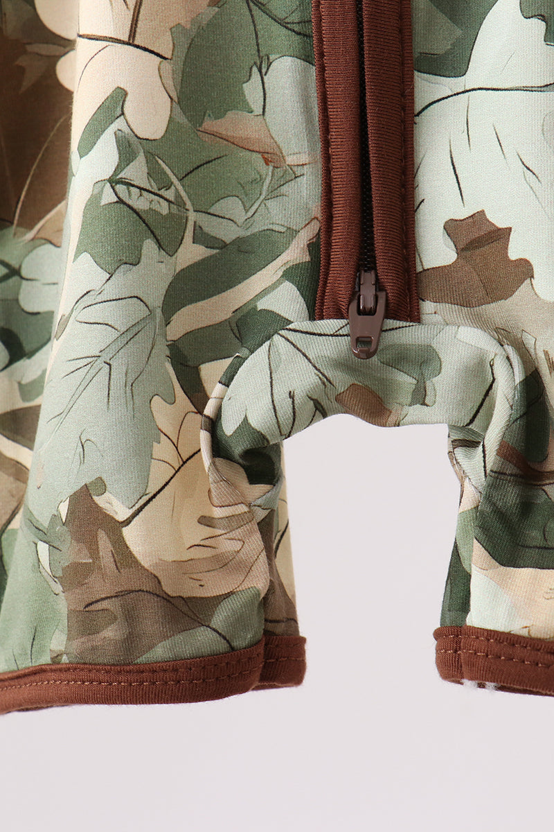 Pelele de bambú con estampado de camuflaje