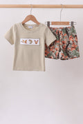 Conjunto de pantalones cortos bordados con camuflaje de vida silvestre