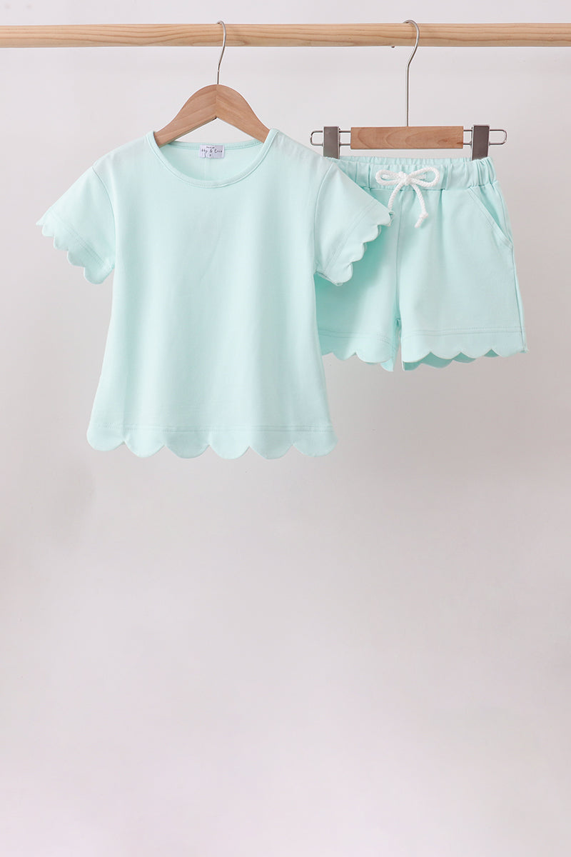 Conjunto de pantalón corto festoneado menta