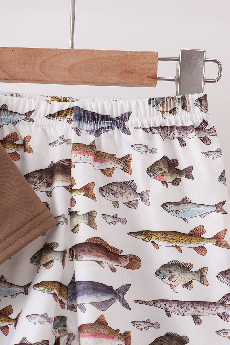 Conjunto de pantalones cortos bordados con peces