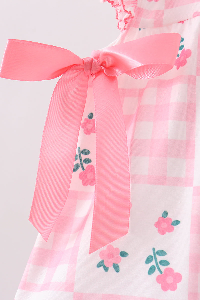 Conjunto de braguita con volantes floral rosa