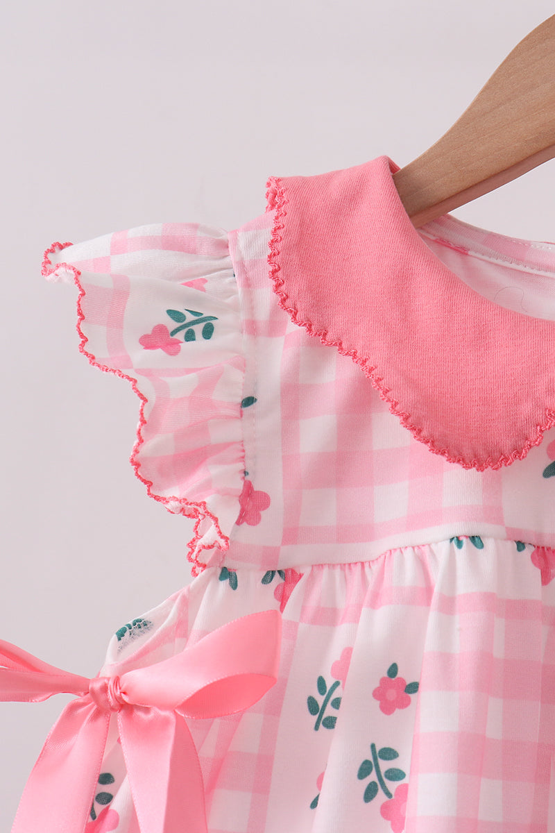 Conjunto de braguita con volantes floral rosa