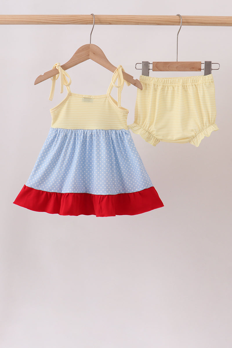 Conjunto de braguita y blusa con aplique de cangrejo azul