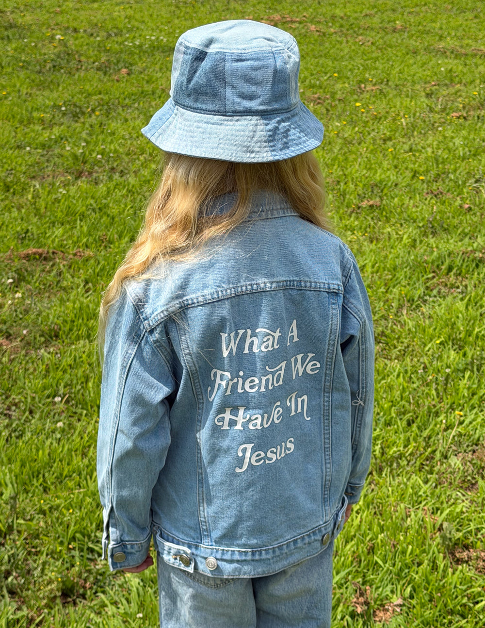Chaqueta Vaquera para Niños "Qué Amigo Tenemos en Jesús"