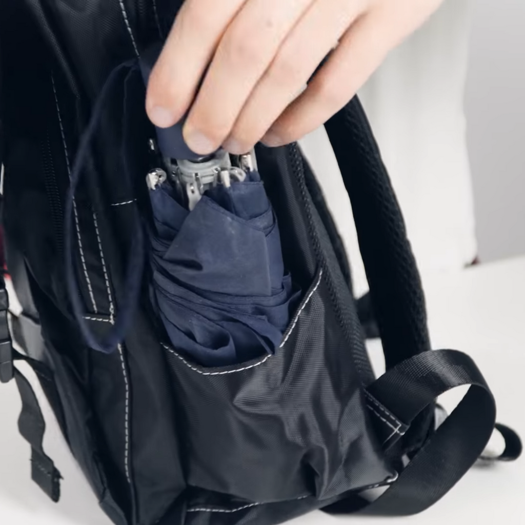 "Jesus Has My Back" Unisex Casual Shoulder Backpack, Backpack-Purse (grey)