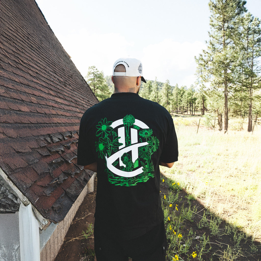 Camiseta Common Hype Forrest Negra